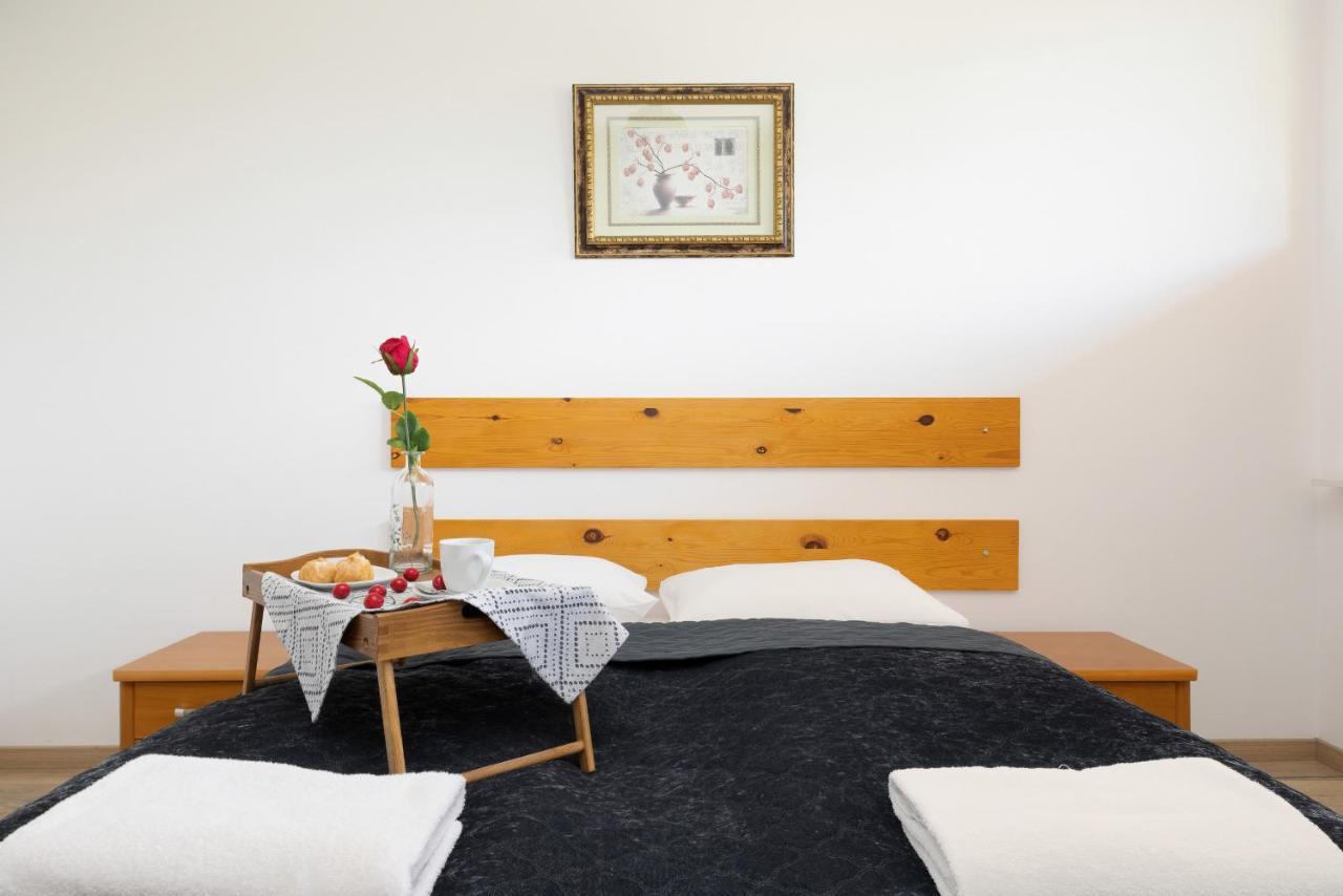 Apartamenty Wisniowy Sad By Noclegi Renters Kolobrzeg Dış mekan fotoğraf